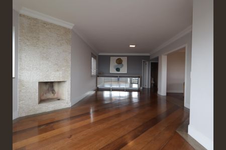 Apartamento para alugar com 225m², 4 quartos e 4 vagasSala