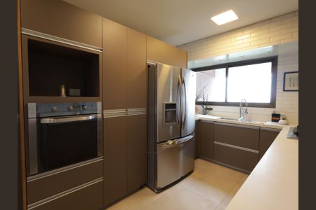 Apartamento para alugar com 225m², 4 quartos e 4 vagasCozinha