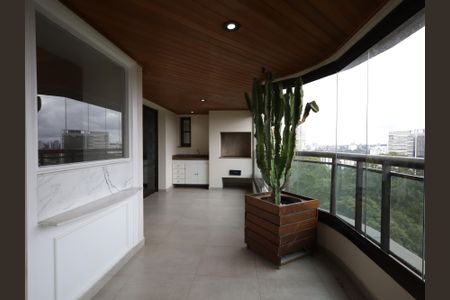 Apartamento para alugar com 225m², 4 quartos e 4 vagasVaranda gourmet