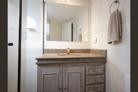 Apartamento para alugar com 225m², 4 quartos e 4 vagasBanheiro da Suíte 1