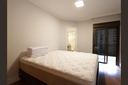 Apartamento para alugar com 225m², 4 quartos e 4 vagasSuíte 3