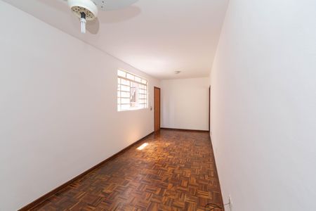 SALA de apartamento à venda com 3 quartos, 62m² em Padre Eustáquio, Belo Horizonte
