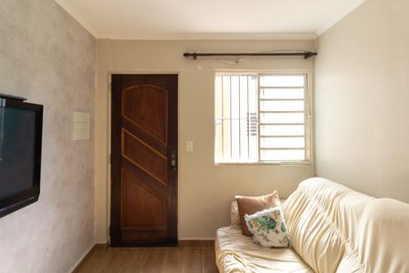 Sala de apartamento para alugar com 2 quartos, 42m² em Jardim Martini, São Paulo