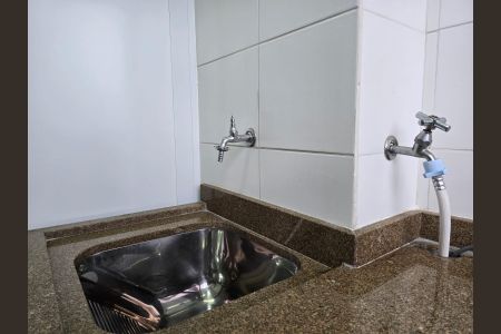 Apartamento à venda com 59m², 2 quartos e 1 vagaÁrea de Serviço