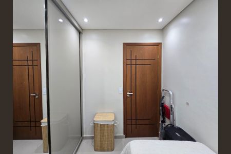 Apartamento à venda com 59m², 2 quartos e 1 vagaQuarto 02