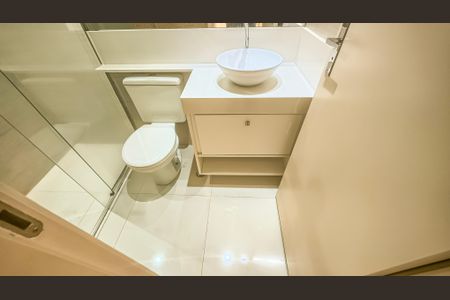 Apartamento à venda com 57m², 2 quartos e 1 vagaBanheiro da Suíte