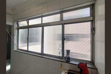 Apartamento à venda com 82m², 2 quartos e 1 vagaÁrea de Serviço