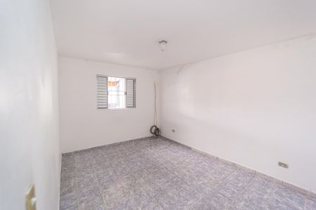 Quarto 2 de casa para alugar com 2 quartos, 55m² em Jardim Fernandes, São Paulo