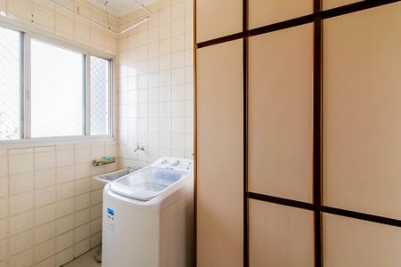 Apartamento à venda com 79m², 2 quartos e 1 vagaArea de Serviço 