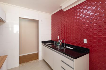 Apartamento para alugar com 74m², 3 quartos e 1 vaga Apartamento para alugar com 74m², 3 quartos e 1 vagaCozinha e área de serviço