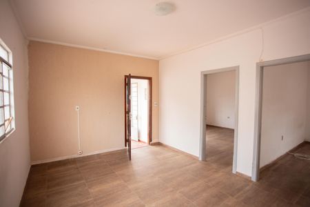 SALA de casa à venda com 2 quartos, 80m² em Vila Basileia, São Paulo