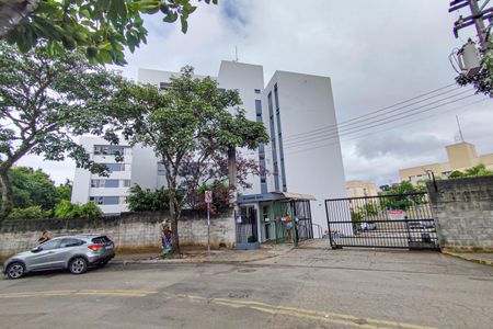 Apartamento para alugar com 62m², 2 quartos e 1 vagaFachada