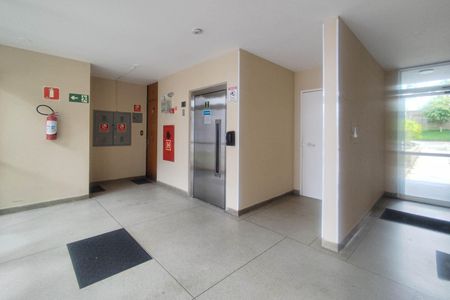 Apartamento para alugar com 62m², 2 quartos e 1 vagaHall Social