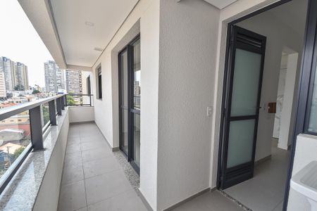 Apartamento para alugar com 68m², 2 quartos e 1 vaga Apartamento para alugar com 68m², 2 quartos e 1 vagaVaranda