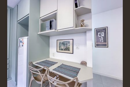 Apartamento para alugar com 58m², 1 quarto e sem vaga