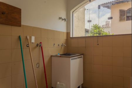 Casa à venda com 379m², 3 quartos e 3 vagasÁrea de Serviço