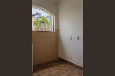 Casa à venda com 379m², 3 quartos e 3 vagasÁrea de Serviço