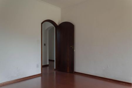 Casa à venda com 379m², 3 quartos e 3 vagasQuarto 2