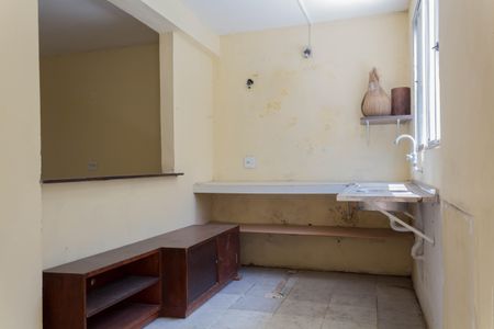 Casa à venda com 379m², 3 quartos e 3 vagasCozinha do Salão de Festas