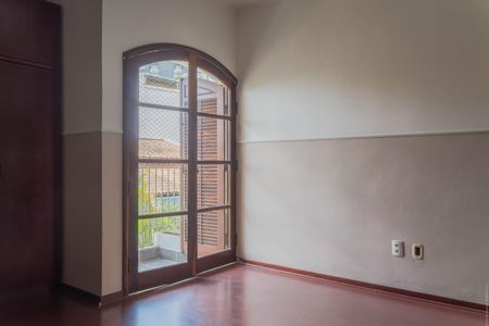 Casa à venda com 379m², 3 quartos e 3 vagasQuarto 1