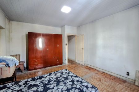 Casa à venda com 250m², 3 quartos e 2 vagas Casa à venda com 250m², 3 quartos e 2 vagasQuarto 3 - Suíte
