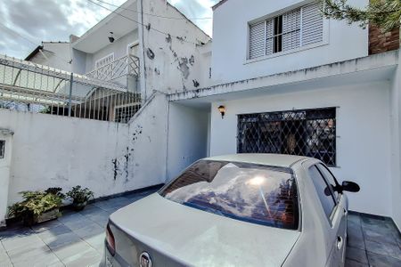 Casa à venda com 250m², 3 quartos e 2 vagas Casa à venda com 250m², 3 quartos e 2 vagasGaragem