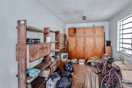 Casa à venda com 250m², 3 quartos e 2 vagas Casa à venda com 250m², 3 quartos e 2 vagasQuarto de Serviço