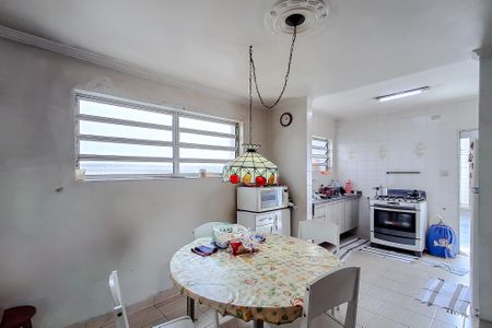 Casa à venda com 250m², 3 quartos e 2 vagas Casa à venda com 250m², 3 quartos e 2 vagasCozinha