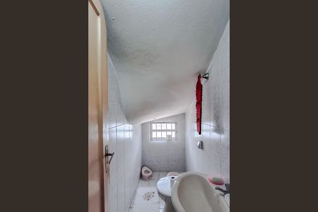 Casa à venda com 250m², 3 quartos e 2 vagas Casa à venda com 250m², 3 quartos e 2 vagasLavabo