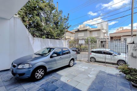 Casa à venda com 250m², 3 quartos e 2 vagas Casa à venda com 250m², 3 quartos e 2 vagasGaragem