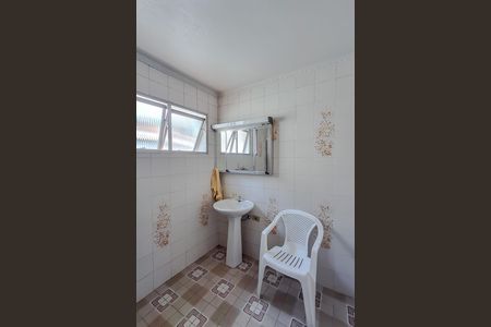 Casa à venda com 250m², 3 quartos e 2 vagas Casa à venda com 250m², 3 quartos e 2 vagasBanheiro