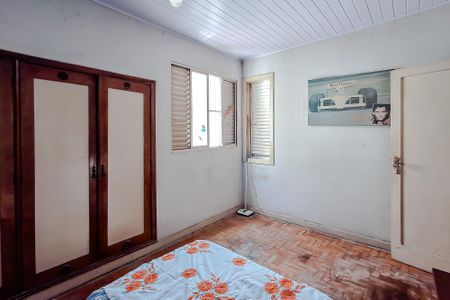 Casa à venda com 250m², 3 quartos e 2 vagas Casa à venda com 250m², 3 quartos e 2 vagasQuarto 2