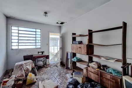 Casa à venda com 250m², 3 quartos e 2 vagas Casa à venda com 250m², 3 quartos e 2 vagasQuarto de Serviço