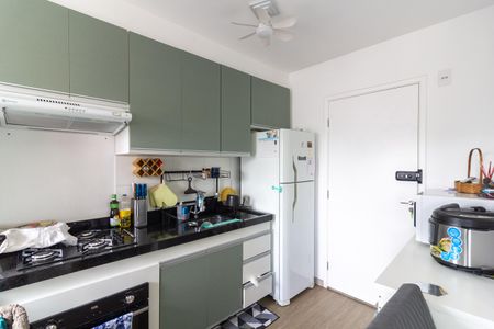 Apartamento para alugar com 35m², 2 quartos e sem vaga Apartamento para alugar com 35m², 2 quartos e sem vagaCozinha integrada com área de Serviço