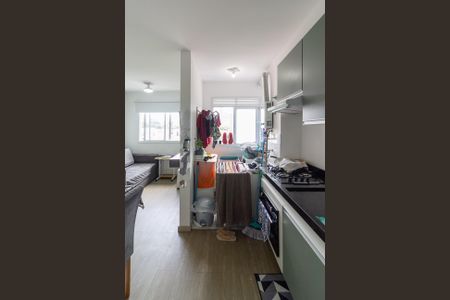Apartamento para alugar com 35m², 2 quartos e sem vaga Apartamento para alugar com 35m², 2 quartos e sem vagaCozinha integrada com área de Serviço