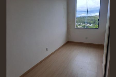 Casa à venda com 122m², 3 quartos e 2 vagas