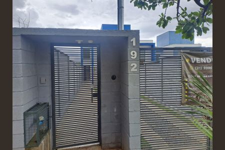 Casa à venda com 122m², 3 quartos e 2 vagas