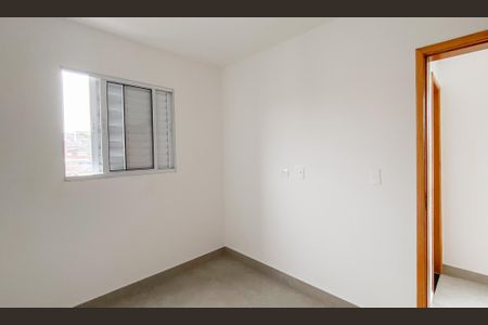 Quarto 2 de apartamento para alugar com 2 quartos, 40m² em Vila Costa Melo, São Paulo