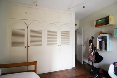 Apartamento à venda com 140m², 4 quartos e 1 vagaQuarto 3