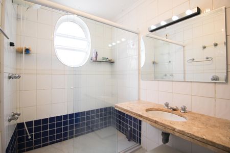 Apartamento à venda com 140m², 4 quartos e 1 vagaBanheiro 2