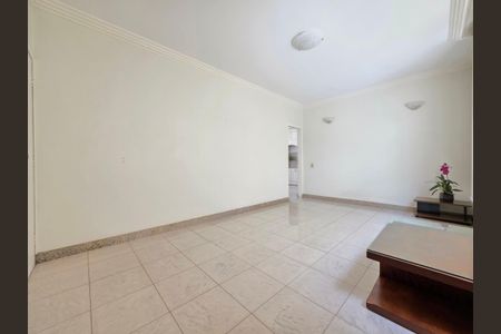 Apartamento à venda com 140m², 3 quartos e 1 vagaSala 