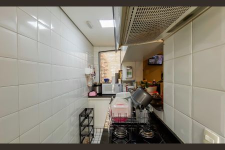 Casa à venda com 250m², 4 quartos e 2 vagas Casa à venda com 250m², 4 quartos e 2 vagasCozinha