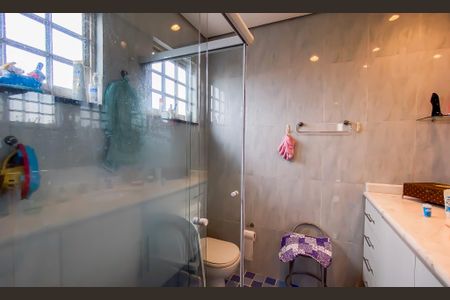 Casa à venda com 250m², 4 quartos e 2 vagas Casa à venda com 250m², 4 quartos e 2 vagasBanheiro da Suíte 2