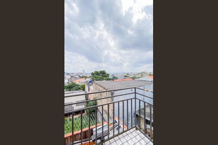 Casa à venda com 250m², 4 quartos e 2 vagas Casa à venda com 250m², 4 quartos e 2 vagasVaranda