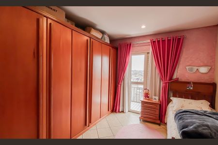 Casa à venda com 250m², 4 quartos e 2 vagas Casa à venda com 250m², 4 quartos e 2 vagasSuite 2