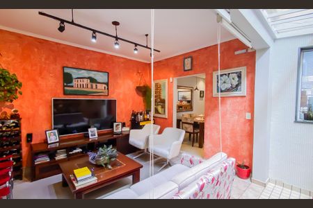 Casa à venda com 250m², 4 quartos e 2 vagas