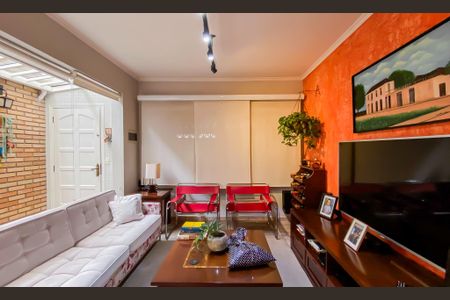 Sala  de casa à venda com 4 quartos, 250m² em Cidade Líder, São Paulo