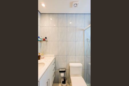 Casa à venda com 250m², 4 quartos e 2 vagas Casa à venda com 250m², 4 quartos e 2 vagasBanheiro da suíte 3