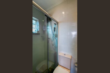 Casa à venda com 250m², 4 quartos e 2 vagas Casa à venda com 250m², 4 quartos e 2 vagasBanheiro da Suíte 1