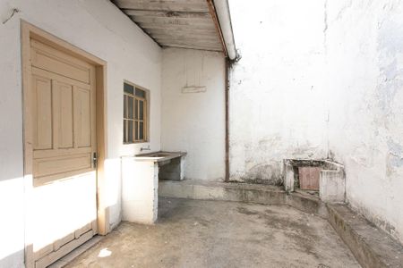 Casa para alugar com 100m², 2 quartos e sem vagaQuintal / Área de Serviço